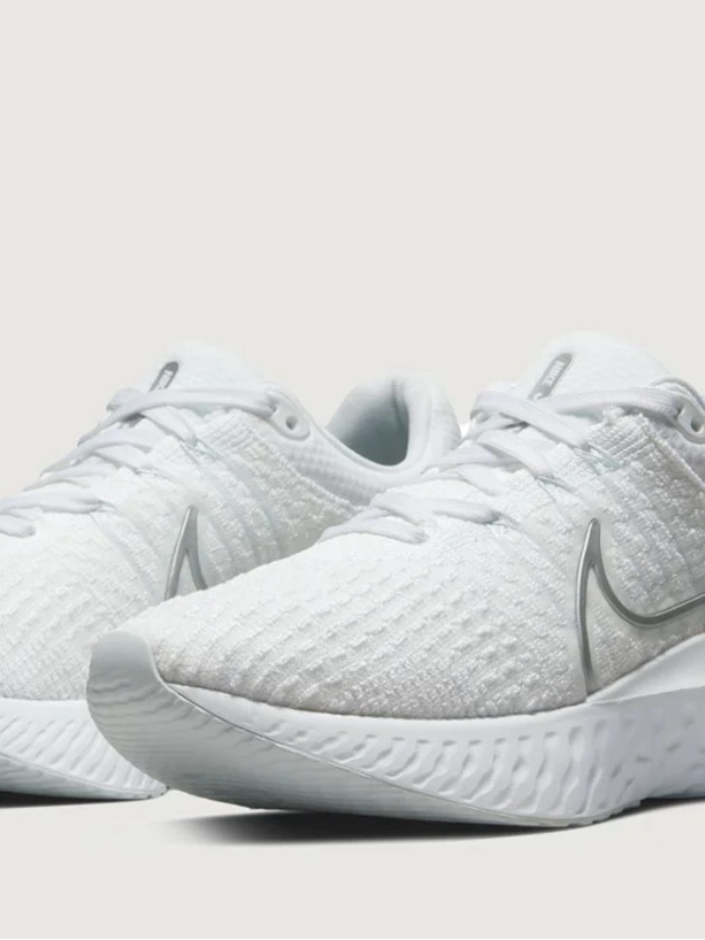 Nike React Infinity Run Flyknit Running Shoes in size 7.5. Never worn!! - Picture 6 of 7